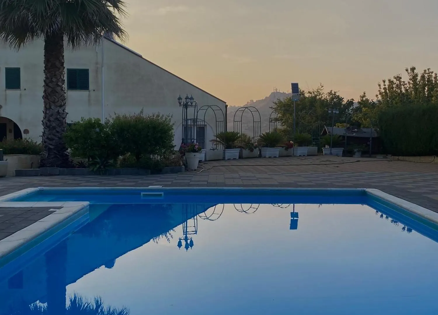 Villa Belvedere B&B Casa Vacanze Enna Pergusa Италия